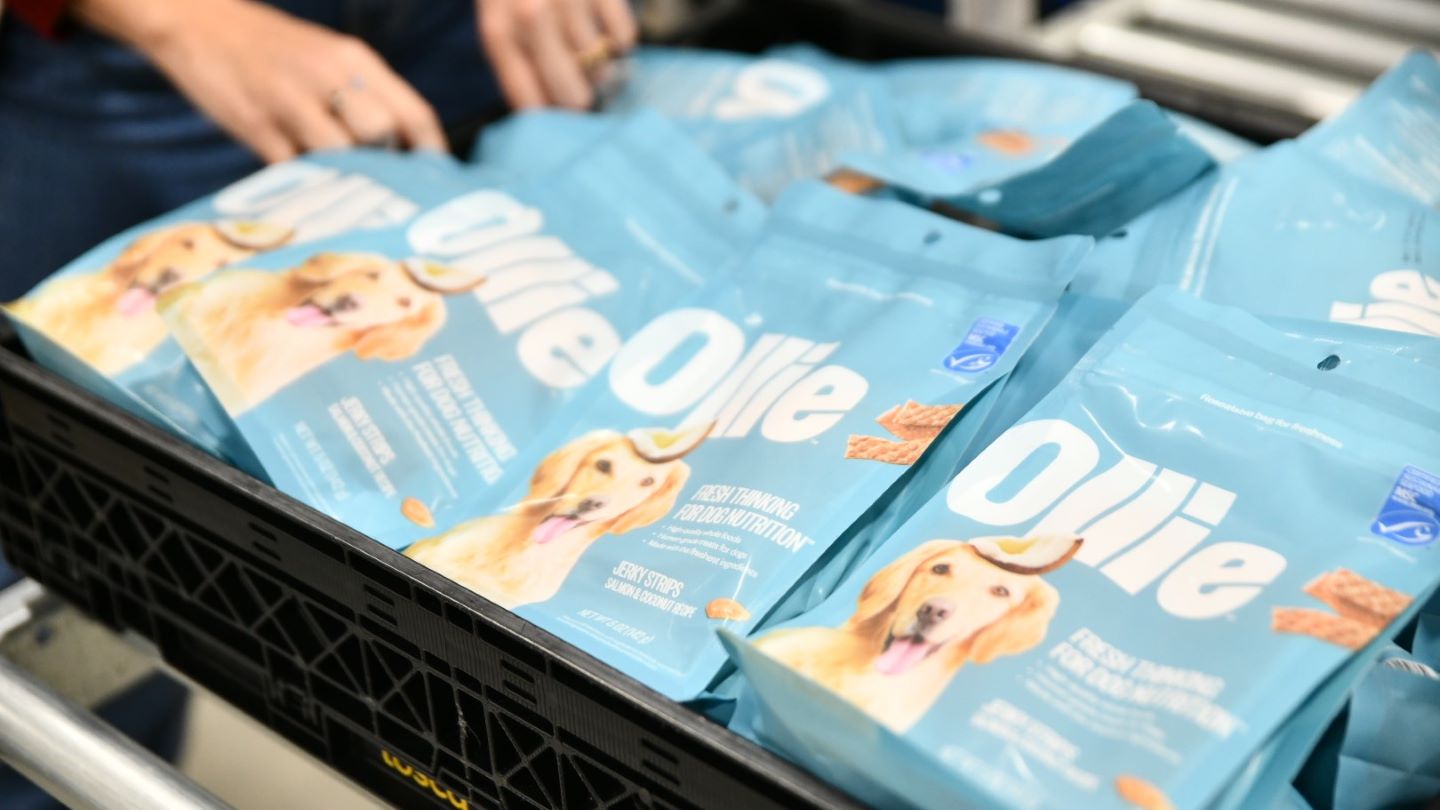 Ollie and Tosca team up for reusable pet food packaging
