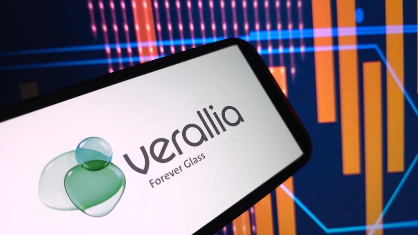 Verallia Q1 revenues edge lower, debt rises 