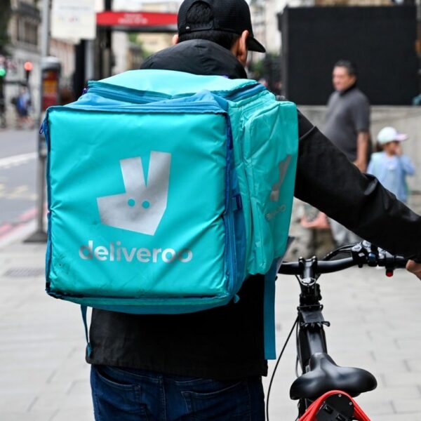Pho joins Deliveroo’s sustainable packaging challenge with Sheffield Hallam